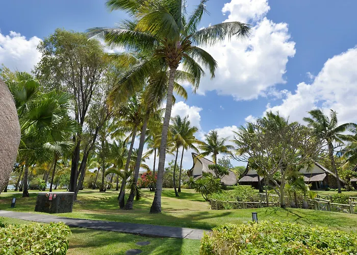 Flic en Flac hotels near Ticabo Diving Centre