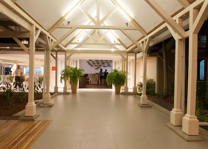 Flic en Flac hotels near Jumbo Express