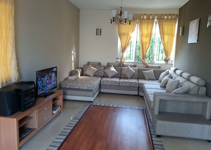 Vacation Apartment Rentals in Flic en Flac