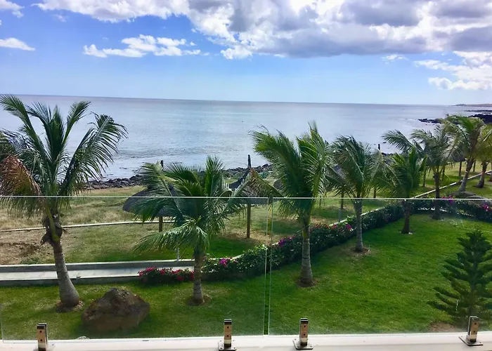 Flic en Flac hotels near Casela Karting